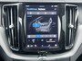 Volvo XC60 2.0 T6 Plug-in hybrid 350 pk AWD Plus Dark Navigatie Panoramadak Standkachel Elek Comfortstoelen Harman Kardon Leder Stoelverwarming v+a Camera Carplay 20 Inch Velgen Extra Getint Glas Long Range Bright Dusk Metallic 1e Eigenaar