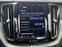 Volvo XC60 2.0 T6 Plug-in hybrid 350 pk AWD Plus Dark Long Range Panoramadak Standkachel Elek Comfortstoelen Navigatie Harman Kardon Leder Stoelverwarming v+a Camera Carplay 20 Inch Velgen Extra Getint Glas Bright Dusk Metallic 1e Eigenaar