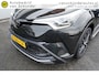 Toyota C-HR 1.2 Style LUXE! TREKHAAK - CAMERA - NAVI - STOELVERWARMING - HALF LEDER - PARKEERSENSOREN V+A - RIJSTROOKSENSOR - KEYLESS - 18 INCH LMV - CLIMA - DAB+ - BLUETOOTH - PRIVACYGLAS - PARKEERHULP