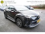 Toyota C-HR 1.2 Style LUXE! TREKHAAK - CAMERA - NAVI - STOELVERWARMING - HALF LEDER - PARKEERSENSOREN V+A - RIJSTROOKSENSOR - KEYLESS - 18 INCH LMV - CLIMA - DAB+ - BLUETOOTH - PRIVACYGLAS - PARKEERHULP