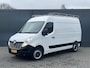 Renault Master T35 2.3 dCi / L2H2 / 1e EIG. / TREKHAAK / IMPERIAAL / 71.470 KM !! / AIRCO / CRUISE / BLUETOOTH / 6-BAK