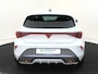 CUPRA Leon 1.5 TSI e-Hybrid Business | Parkeerassistent | Kuipstoelen | Keyless | Navigatie | Adaptieve cruise control | Dodehoek detectie | Stoel- en stuurwielverwarming |