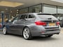 BMW 3-Serie Touring 340i xDrive M Sport High Executive 326pk | Elek. Trekhaak | Harman Kardon | Leder | Navi | Elek. kofferklep |