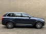 Volvo XC90 2.0 T8 390pk Recharge AWD Inscription | 7-persoons Wegklapbare trekhaak | Lederen interieur | 360 camera | Navigatie | Stoelverwarming&koeling | Stuurverwarming | DAB | LED | Adaptieve cruise / Pilot assist | Lane assist | Virtual cockpit | Apple CarPlay / Android Auto | Head up display | Elektrisch verstelbare stoelen met memory | Volledig onderhouden!