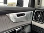Volvo XC90 2.0 T8 Plug-in hybrid AWD Ultra Dark | Adaptieve Cruise Control | Luchtvering | Trekhaak | Panoramadak | Bowers & Wilkins Audio | Nappa Lederen Bekleding | Stoel-/Stuurverwarming | 360 Parkeercamera | 22" Velgen |