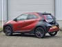 Toyota Aygo X 1.0 Premium Automaat / JBL Audio / Adaptief Cruise Control  / Stoelverwarming / Apple Carplay & Android Auto / Achteruitrijcamera / 18" Lichtmetalen Velgen / Navigatie / Airco /
