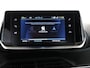 Peugeot e-2008 Allure 50kWh 136pk Automaat | 4-seizoensbanden | Camera | Navigatie | Climate | Apple Carplay/Android auto