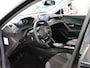 Peugeot e-2008 Allure 50kWh 136pk Automaat | 4-seizoensbanden | Camera | Navigatie | Climate | Apple Carplay/Android auto