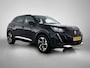 Peugeot e-2008 EV Allure Pack 50 kWh 136pk Automaat | 1ste Eigenaar | Navigatie | Climate Control | Cruise Control | Camera | 17"LMV | LED | Apple Carplay/Android Auto |