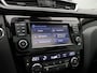 Nissan Qashqai 1.6 N-Connecta | Trekhaak | Panorama Dak | Stoelverwarming | Rondom Camera's | ABD Onderhouden |