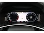 Skoda Karoq 1.5 TSI 150pk Business Edition | Panoramadak | Trekhaak | Achteruitrijcamera | Stoelverwarming | Navigatie