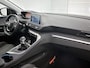Peugeot 3008 1.2 Crossway 130pk | Trekhaak | Elektrische Klep | Navigatie | Camera Voor + Achter | Dodehoekdetectie | 18"LMV | Stoelverwarming | Apple Carplay/Android Auto |