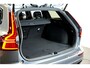 Volvo V60 2.0 T6 AWD 250kW/340pk Aut8 Recharge R-Design HARMAN/KARDON + SPORTSTOELEN + FOUR-C ONDERSTEL + MEMORY BESTUURDER + CAMERA + ADAPT.CRUISE + BLIS + LANE ASSIST + PILOT ASSIST + KEYLESS ENTRY&GO + STANDVERWARMING + ON-CALL + PARKSENSOREN + 19" LM-VELGEN!!