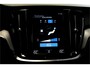 Volvo V60 2.0 T6 AWD 250kW/340pk Aut8 Recharge R-Design HARMAN/KARDON + SPORTSTOELEN + FOUR-C ONDERSTEL + MEMORY BESTUURDER + CAMERA + ADAPT.CRUISE + BLIS + LANE ASSIST + PILOT ASSIST + KEYLESS ENTRY&GO + STANDVERWARMING + ON-CALL + PARKSENSOREN + 19" LM-VELGEN!!