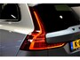 Volvo V60 2.0 T6 AWD 250kW/340pk Aut8 Recharge R-Design HARMAN/KARDON + SPORTSTOELEN + FOUR-C ONDERSTEL + MEMORY BESTUURDER + CAMERA + ADAPT.CRUISE + BLIS + LANE ASSIST + PILOT ASSIST + KEYLESS ENTRY&GO + STANDVERWARMING + ON-CALL + PARKSENSOREN + 19" LM-VELGEN!!