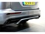 Volvo V60 2.0 T6 AWD 250kW/340pk Aut8 Recharge R-Design HARMAN/KARDON + SPORTSTOELEN + FOUR-C ONDERSTEL + MEMORY BESTUURDER + CAMERA + ADAPT.CRUISE + BLIS + LANE ASSIST + PILOT ASSIST + KEYLESS ENTRY&GO + STANDVERWARMING + ON-CALL + PARKSENSOREN + 19" LM-VELGEN!!