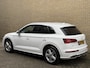 Audi Q5 50 TFSI e 299pk Quattro 2x S-Line | Virtual cockpit | Luchtvering | Wegklapbare trekhaak | Sportstoelen met half leder S-line | Navigatie | Cruise control | Audi smartphone | Elektrische achterklep | Volledig dealeronderhouden!