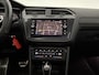 Volkswagen Tiguan 1.4 TSI eHybrid R-Line | Pano | Sfeer | Adap. Cruise | Virtual | Stoel/Stuur verw. | Trekh. | Camera | Carplay