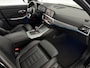 BMW 3-Serie 330e High Executive M-Sport | Pano | BMW Laser | HuD | Virtual | Camera | Carplay | Sfeer | Trekh. | Stoelverw.