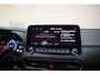 Hyundai Kona Electric EV Premium Sky 64 kWh 3 fase [ Schuif/kanteldak Leder Stoelverwarming LED Navi ]