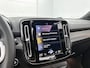 Volvo XC40 1.5 T5 Recharge R-Design | PANO-SCHUIFDAK | CAMERA | HARMAN-KARDON | STOEL-STUURWIELVERWARMING | 20 INCH | ZWART DAK