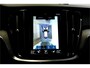Volvo V60 2.0 T6 AWD 250kW/340pk Aut8 Twin Engine Inscription PANORMADAK + HARMAN/KARDON + NAVI SENSUS + ADAPT.CRUISE + PILOT ASSIST + BLIS + STOEL-&STUURVERWARMING + 360 CAMERA + EL.TREKHAAK + HEAD-UP DISPLAY + PARKSENSOREN V&A + 19" LM-VELGEN!!