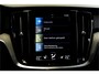 Volvo V60 2.0 T6 AWD 250kW/340pk Aut8 Twin Engine Inscription PANORMADAK + HARMAN/KARDON + NAVI SENSUS + ADAPT.CRUISE + PILOT ASSIST + BLIS + STOEL-&STUURVERWARMING + 360 CAMERA + EL.TREKHAAK + HEAD-UP DISPLAY + PARKSENSOREN V&A + 19" LM-VELGEN!!