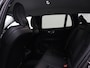 Volvo V60 B3 AUT(7) MOMENTUM LEDER ACC KEYLESS STOELVERWARMING NAVI