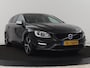 Volvo V60 2.0 T4 Sport | Stoelverwarming | Bi-Xenon | Leder/Alcantara | Trekhaak | Navigatie | Bluetooth | Cruise control | Parkeerhulp | Climate control | Origineel NL