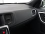 Volvo V60 2.0 T4 Sport | Stoelverwarming | Bi-Xenon | Leder/Alcantara | Trekhaak | Navigatie | Bluetooth | Cruise control | Parkeerhulp | Climate control | Origineel NL