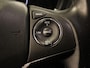 Honda HR-V 1.5 i-VTEC Executive - PANORAMADAK - PARKEERSENSOREN VOOR/ ACHTER - NAVIGATIE - BLUETOOTH - CLIMATE CONTROL - VOLLEDIGE ONDERHOUDSHISTORIE - KEYLESS ENTRY/ START - DONKER GETINTE RAMEN ACHTER - CRUISE CONTROL - VOORSTOELEN VERWARMD