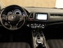 Honda HR-V 1.5 i-VTEC Executive - PANORAMADAK - PARKEERSENSOREN VOOR/ ACHTER - NAVIGATIE - BLUETOOTH - CLIMATE CONTROL - VOLLEDIGE ONDERHOUDSHISTORIE - KEYLESS ENTRY/ START - DONKER GETINTE RAMEN ACHTER - CRUISE CONTROL - VOORSTOELEN VERWARMD