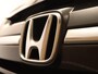 Honda HR-V 1.5 i-VTEC Executive - PANORAMADAK - PARKEERSENSOREN VOOR/ ACHTER - NAVIGATIE - BLUETOOTH - CLIMATE CONTROL - VOLLEDIGE ONDERHOUDSHISTORIE - KEYLESS ENTRY/ START - DONKER GETINTE RAMEN ACHTER - CRUISE CONTROL - VOORSTOELEN VERWARMD