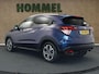 Honda HR-V 1.5 i-VTEC Executive - PANORAMADAK - PARKEERSENSOREN VOOR/ ACHTER - NAVIGATIE - BLUETOOTH - CLIMATE CONTROL - VOLLEDIGE ONDERHOUDSHISTORIE - KEYLESS ENTRY/ START - DONKER GETINTE RAMEN ACHTER - CRUISE CONTROL - VOORSTOELEN VERWARMD