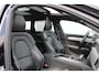 Volvo V90 T4 Automaat Business Sport | Panoramadak | Verwarmbare voorstoelen, achterbank en stuurwiel | Keyless Entry | Premium audio by Harman Kardon incl CD | Standkachel | Achteruitrijcamera | Zonnescherm in zijruiten | DAB Ontvanger | Apple Carplay/Andriod auto |  Adaptieve cruise control