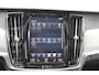 Volvo V90 T4 Automaat Business Sport | Panoramadak | Verwarmbare voorstoelen, achterbank en stuurwiel | Keyless Entry | Premium audio by Harman Kardon incl CD | Standkachel | Achteruitrijcamera | Zonnescherm in zijruiten | DAB Ontvanger | Apple Carplay/Andriod auto |  Adaptieve cruise control
