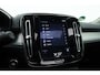 Volvo XC40 1.5 T3 Momentum | Pano-dak | Trekhaak | Navi | Cruise | PDC voor + achter |