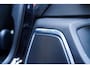 Porsche Macan 3.6 Turbo | Alcantara hemel | Carbon | Pano | Burmester | Achterbank verwarming