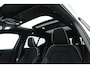 Volvo XC40 1.5 T5 Plug-in hybrid Ultimate Dark | Pano-dak | 360 camera | ACC | Blis | H&K Audio | Voorruitverw. | Sportstoelen |