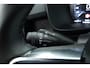 Volvo XC40 1.5 T5 Plug-in hybrid Ultimate Dark | Pano-dak | 360 camera | ACC | Blis | H&K Audio | Voorruitverw. | Sportstoelen |