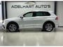Volkswagen Tiguan 1.4 TSI eHybrid R-Line Business+ 245 PK Automaat / Navigatie full map / Camera / Lederen interieur / Cruise