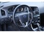 Volvo XC60 2.0 T5 FWD Summum | Navigatie | Achteruitrijcamera | Panoramadak | Parkeersensoren | Sportstoelen | Lederen Bekleding | Lichtmetalen Velgen 18 inch