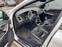 Volvo XC60 2.0 T5 FWD Summum | Navigatie | Achteruitrijcamera | Panoramadak | Parkeersensoren | Sportstoelen | Lederen Bekleding | Lichtmetalen Velgen 18 inch