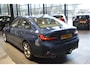 BMW 3-Serie 318i Edition navi clima cruise led pdc trekhaak 157 pk !!