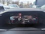 Peugeot 2008 1.2 Hybrid 136 Allure | Camera | Ad. Cruise control | Verw. voorstoel | PDC V+A | LMV 17"| LED koplampen | DAB |