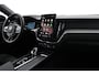 Volvo XC60 T8 Plug-in hybrid Plus Black Edition | Panoramadak | Head-Up | 360 Camera | Stoel+Stuurverwarming | 21 Inch