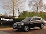 BMW X1 sDrive20i X-Line | FullOption! | Pano | Trekhk | Carplay | M-sportSt. | Stverw | Harman Kardon