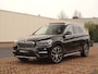 BMW X1 sDrive20i X-Line | FullOption! | Pano | Trekhk | Carplay | M-sportSt. | Stverw | Harman Kardon