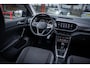 Volkswagen T-Cross 1.5 TSI Style | Automaat | Parkeerhulp | Navigatie | Adaptieve cruise control | App-connect | Camera | DAB+ |