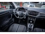 Volkswagen T-Roc 1.5 TSI Style Business | Automaat | Navigatie | Camera | Parkeer hulp | Adaptieve cruise control | App-connect |